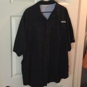 Columbia Black short sleeve button down, size XL